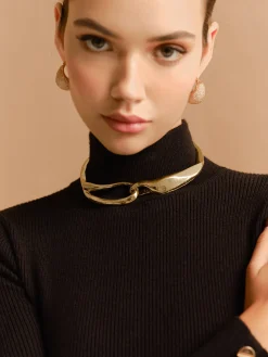 Asymmetrical Chunky Choker