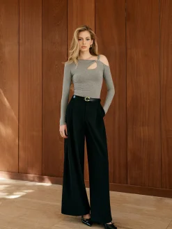 Asymmetrical Knotted Cutout Skinny Top