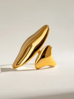 Asymmetrical Open Ring