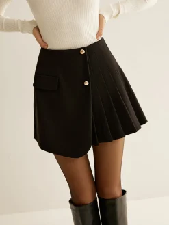 Asymmetrical Pleated Zipper Skirt