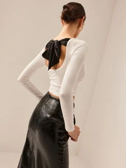Backless Pleated Bow Crop T-Shirt