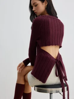 Backless Slim Tie Knit Top