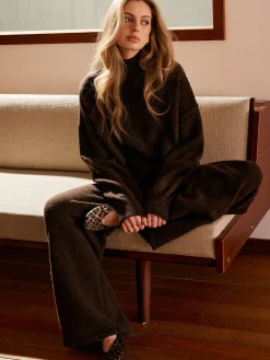 Basic Mock Neck Shift Sweater