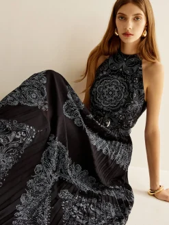 Boheme Sleeveless Pleated Dress With Belt