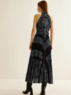 Boheme Sleeveless Pleated Dress With Belt