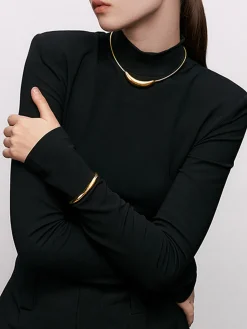 Chic O-Ring Choker Necklace