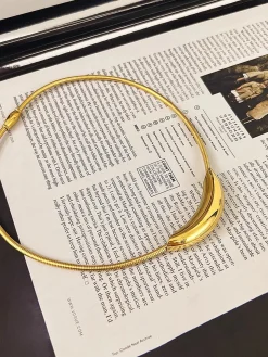 Chic O-Ring Choker Necklace