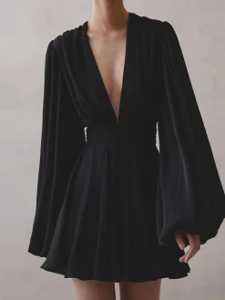 Chiffon Low Cut V-neck Pleated Zip Mini Dress