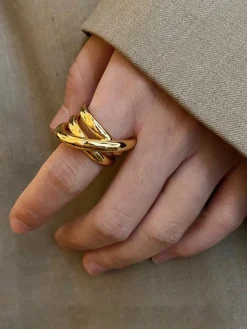 Classic Multilayer Ring