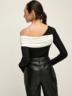 Cold Shoulder Patchwork Pleated Blouse