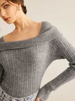 Cold Shoulder Ribbed Slim Sweater