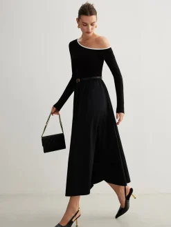 Cold-Shoulder Pockets Panel Dress Without Belt