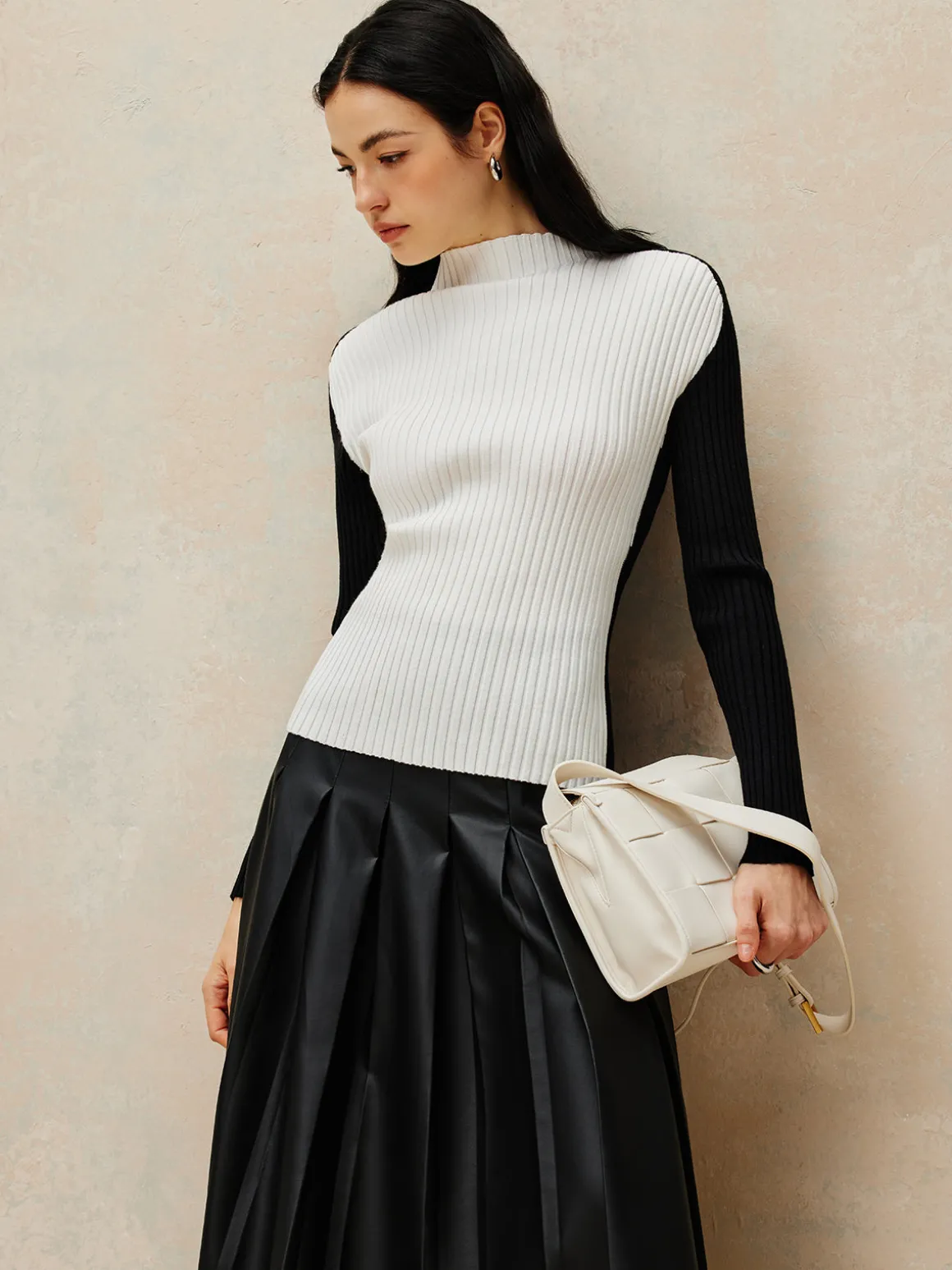 Color Block Ribbed Knit Top