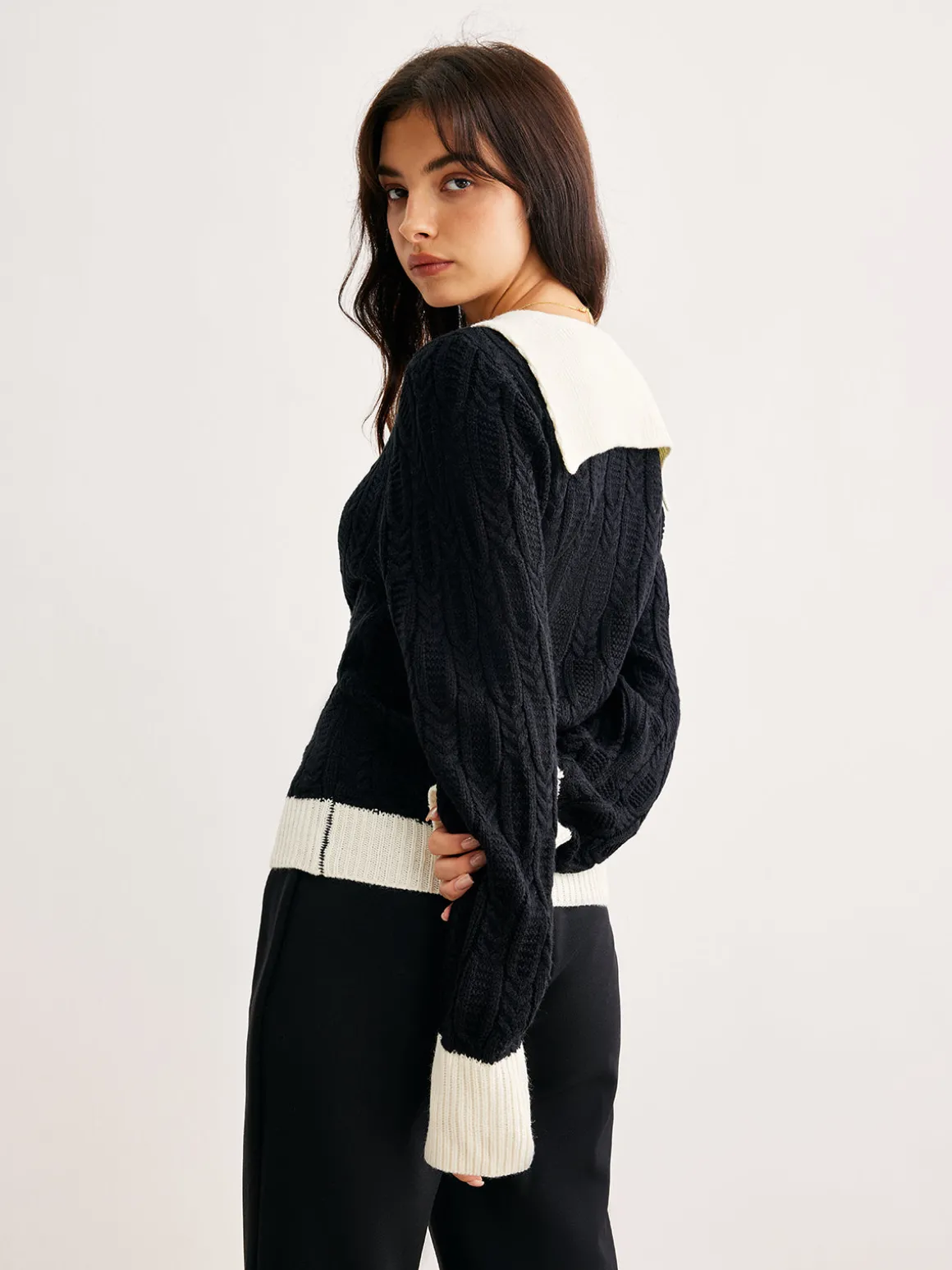 Color Block V-Neck Twist Sweater