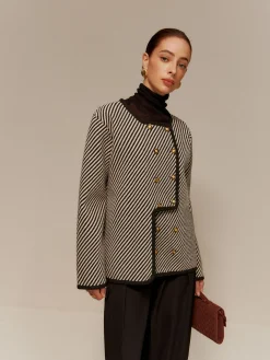 Contrast Binding Button Short Coat