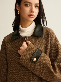 Contrast Collar Button Wool Coat
