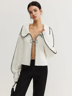 Contrast Trim Magnet Closure Knit Top