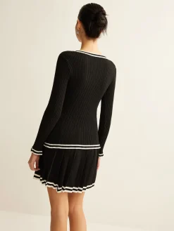 Contrast Trim Pleated Knit Skirt Set