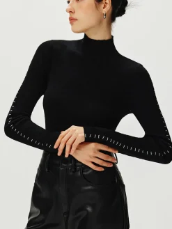 Contrast Trim Pullover Sweater