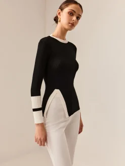 Contrast Trim Slit Stretch Knit Top