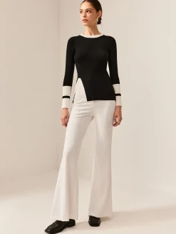 Contrast Trim Slit Stretch Knit Top