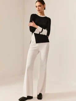 Contrast Trim Slit Stretch Knit Top