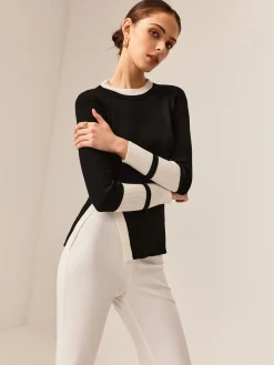 Contrast Trim Slit Stretch Knit Top