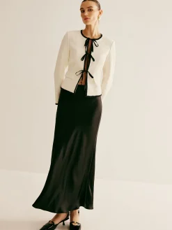 Contrast Trim Tie Front Blazer
