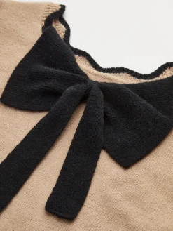 Contrast Wave Trim Bow Sweater