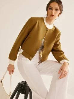 Crew Neck Contrast Trim Button Jacket