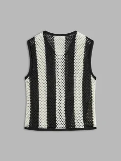 Crochet Flower Hollow Sweater Vest