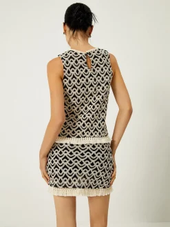 Crochet Wave Pattern Tassel Decor Tank Top