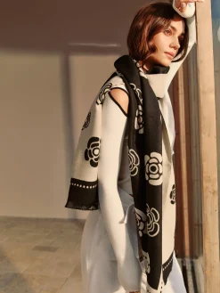 Double-Sided Camellia Tassel Scarf