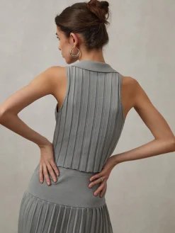 Effortlessly Pleated Sleeveless Sweater Vest