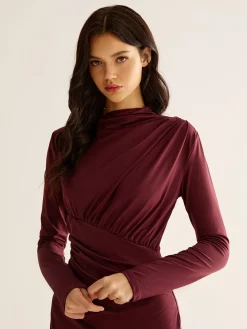 Elegant Pleated Split Dress