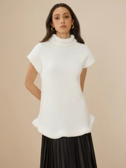 Elegant Ribbed Turtleneck Sweater