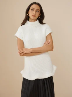 Elegant Ribbed Turtleneck Sweater