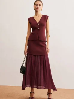 Elegant Sleeveless Panel Skirt Set