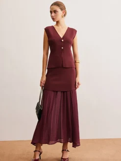 Elegant Sleeveless Panel Skirt Set