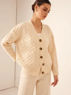 Elegant V-Neck Ribbed Cable Cardigan