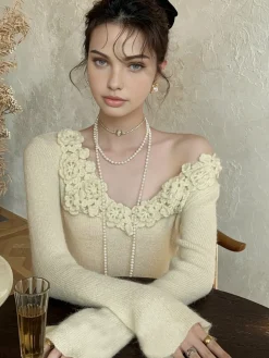 Floral Collar Ribbed Knit Top