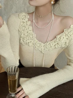 Floral Collar Ribbed Knit Top