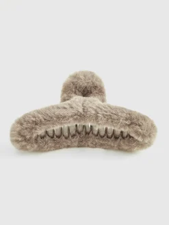 Fuzzy Hair Claw