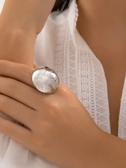 Geometric Half Ball Ring