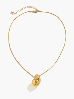 Glossy Comma Pendant Necklace