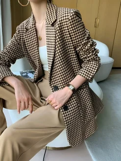 Houndstooth Split Blazer With Belt