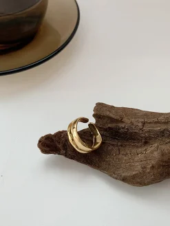 Julia Ring