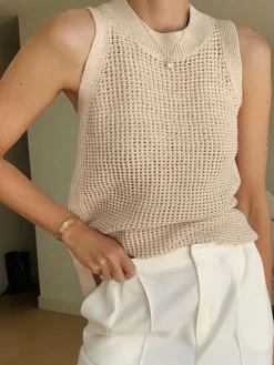 Knit Hollow Solid Vest