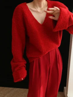 Knit Solid V-neck Long Sleeve Sweater