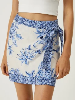 Lace-Up Floral Print Short Skirt